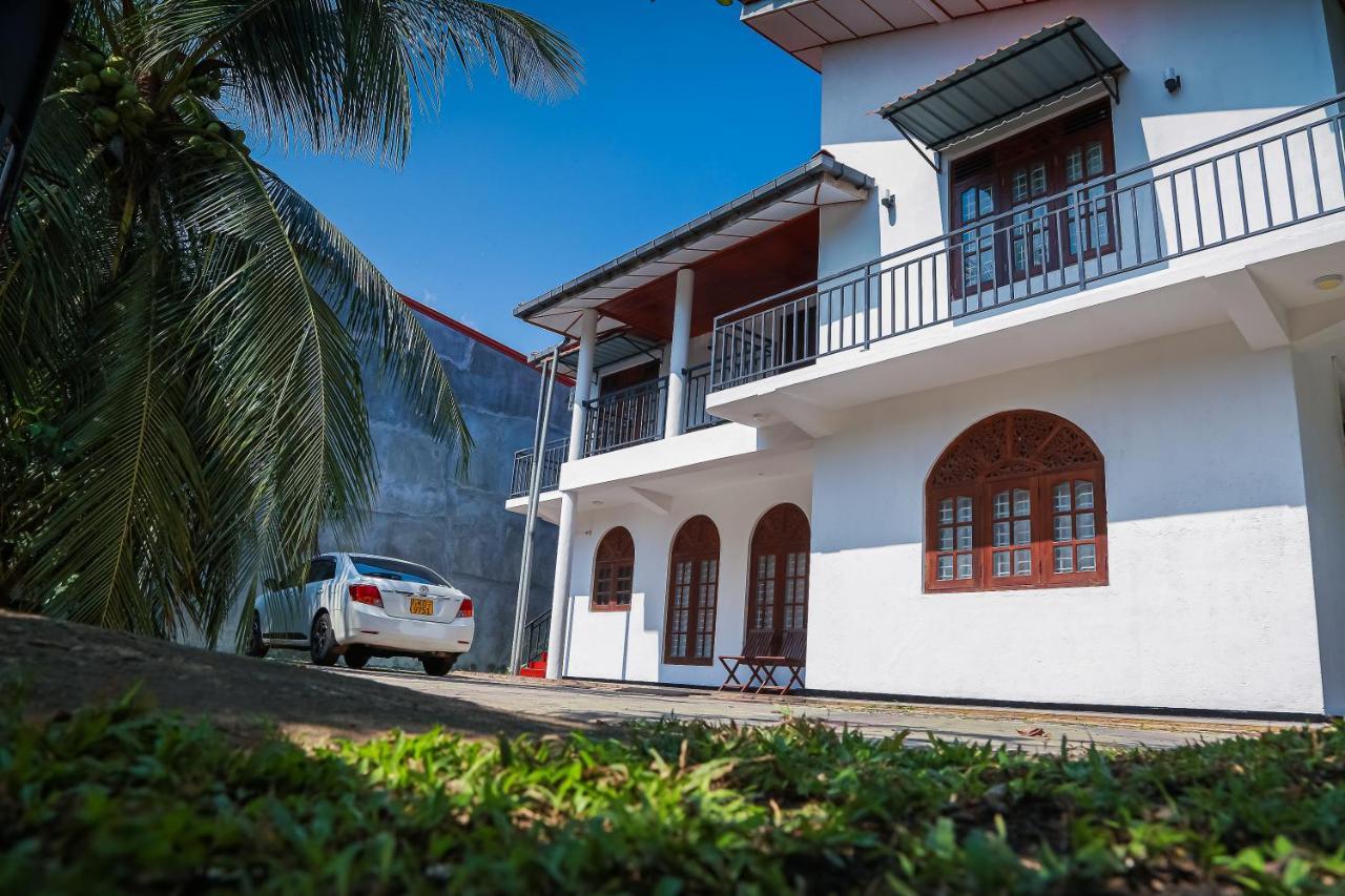 Lakeside Villa Anuradhapura Εξωτερικό φωτογραφία