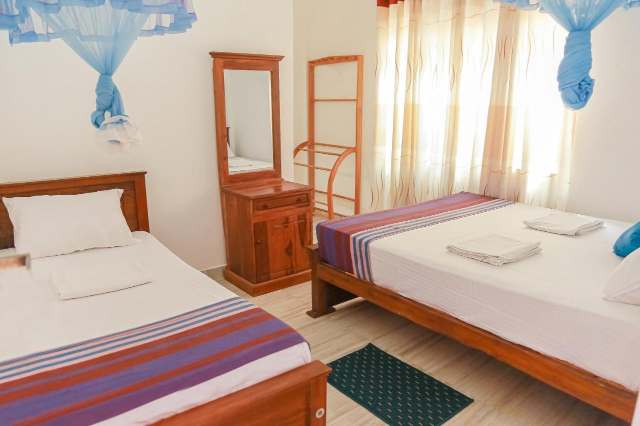 Lakeside Villa Anuradhapura Εξωτερικό φωτογραφία